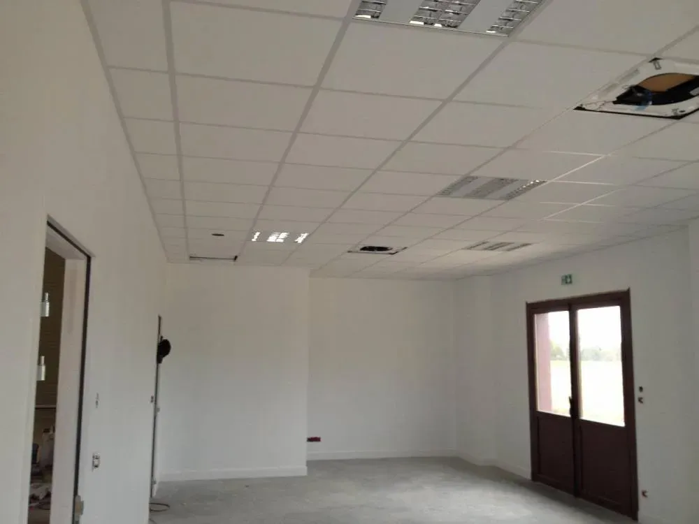 Plafonds suspendus à Gourdon